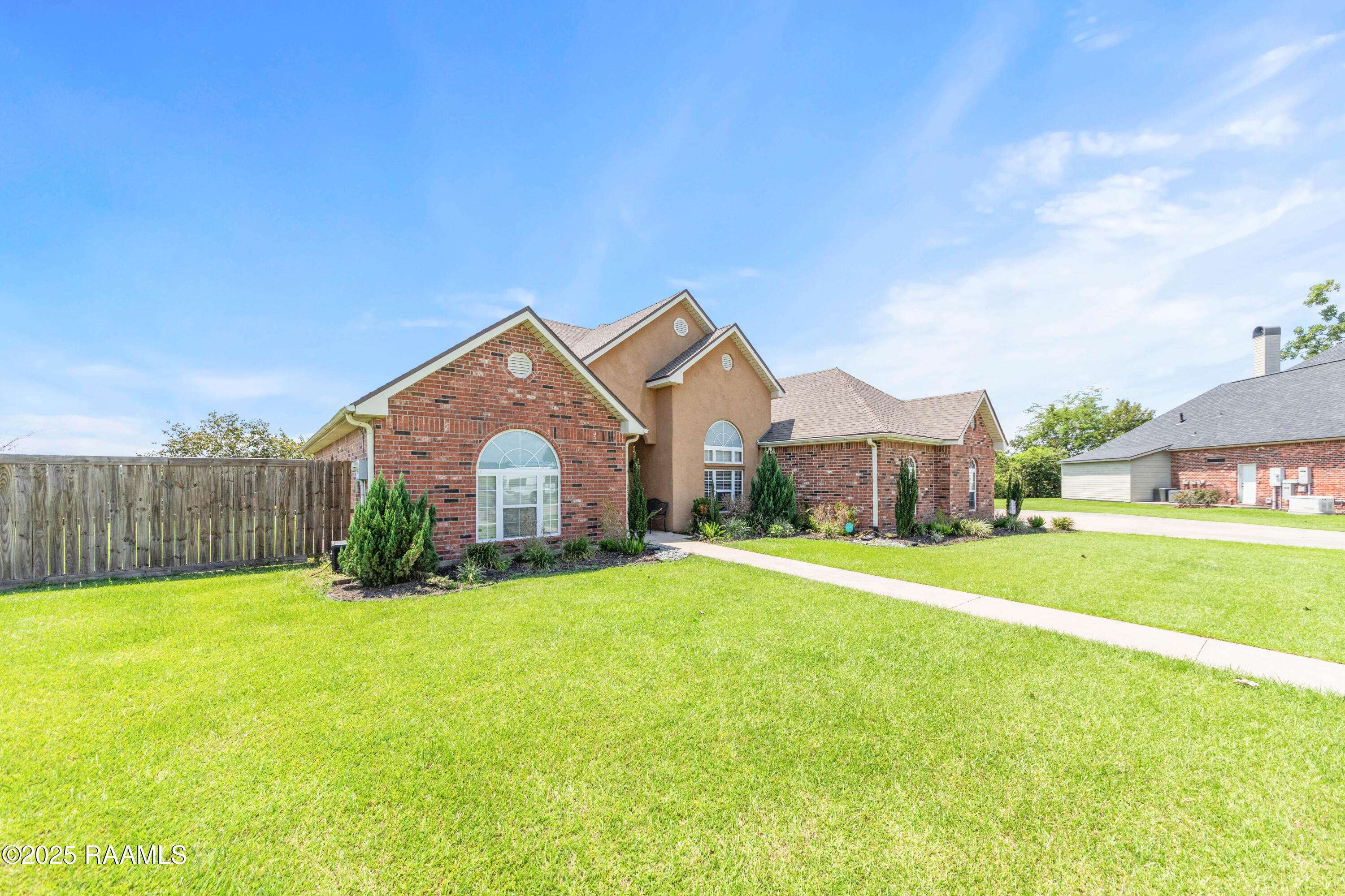 New Iberia, LA 70560,4318 Faith DR