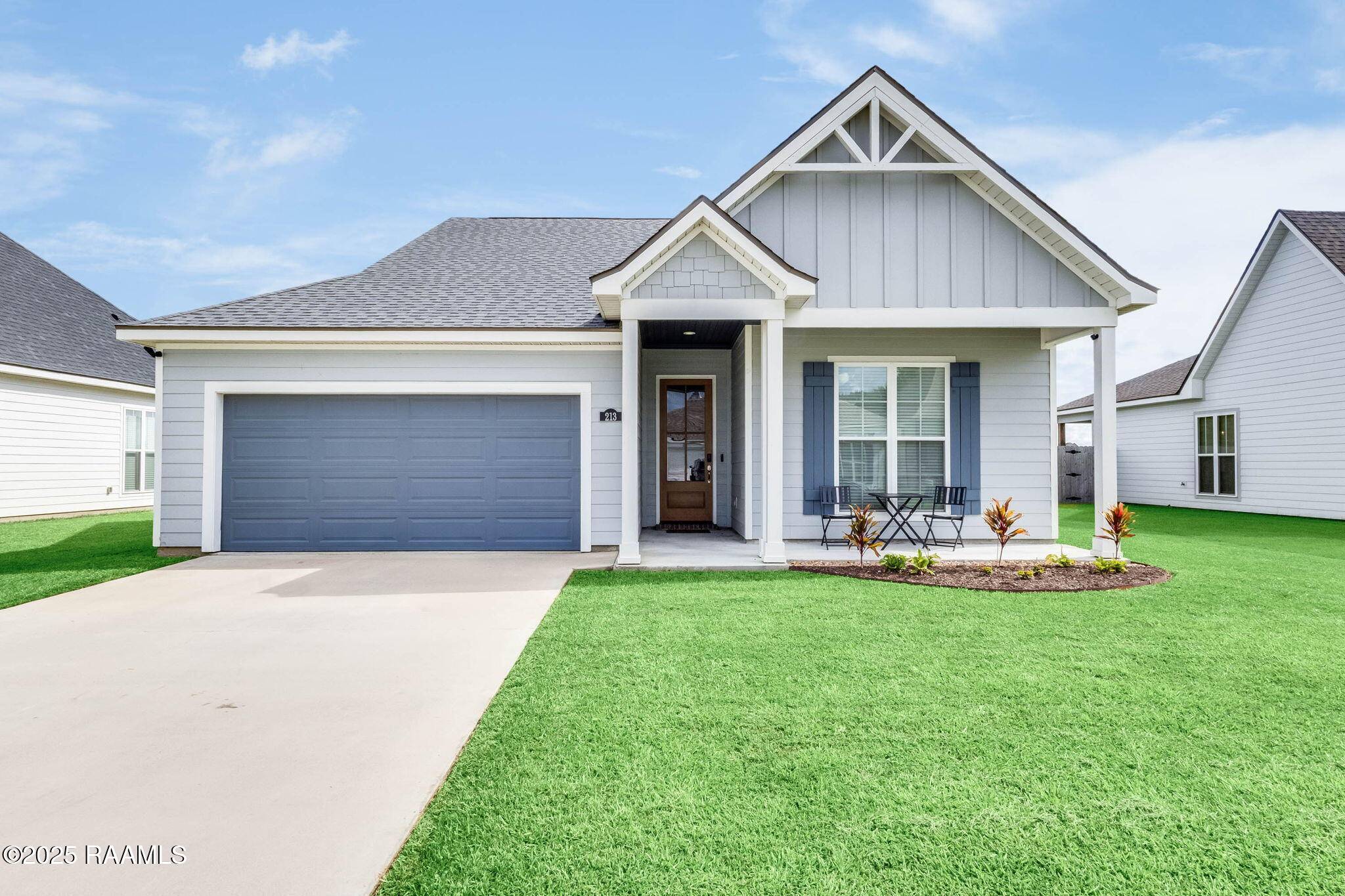 Broussard, LA 70518,213 Tennyson DR