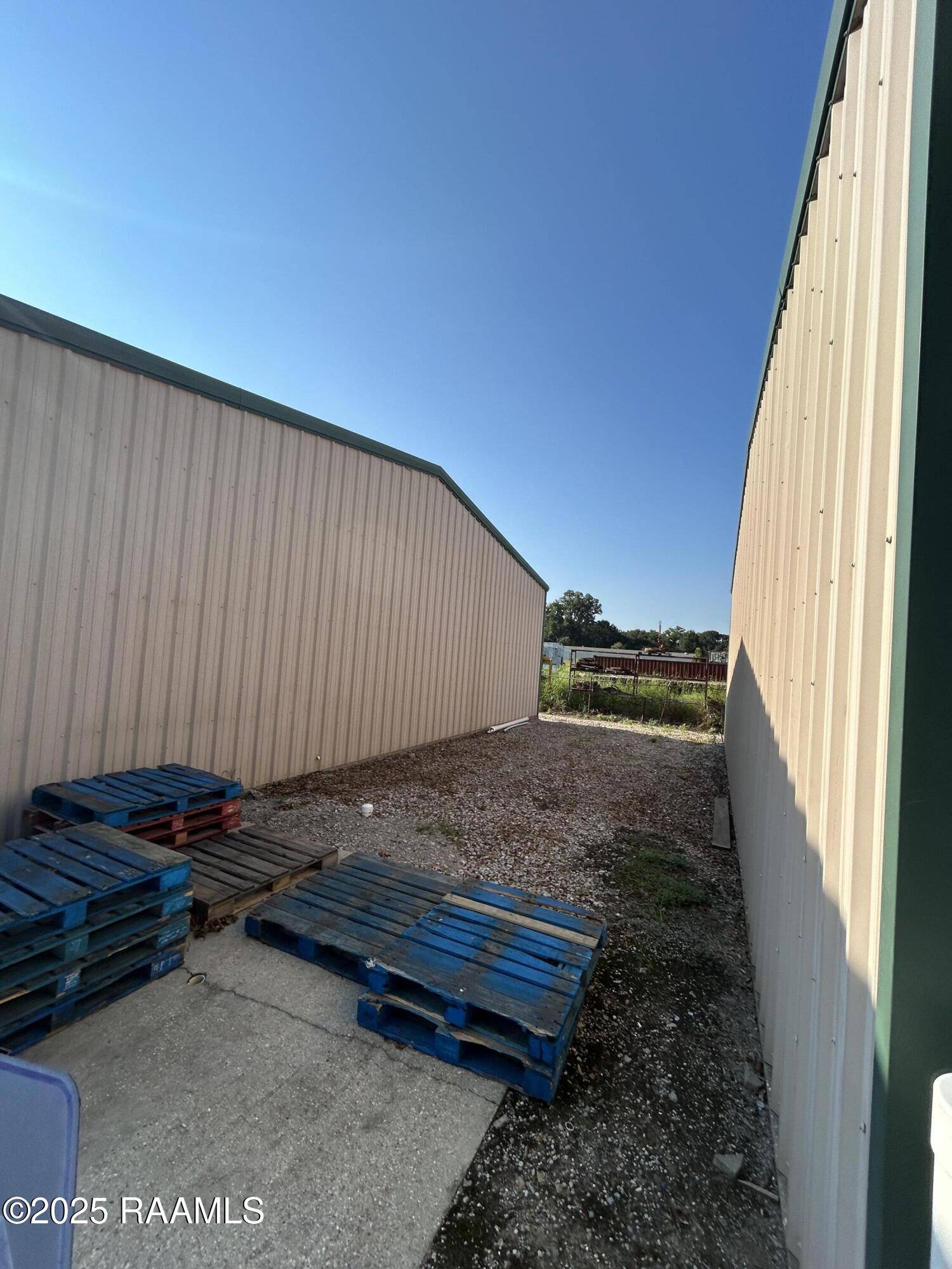 Broussard, LA 70518,1000 Albertson Pkwy #5