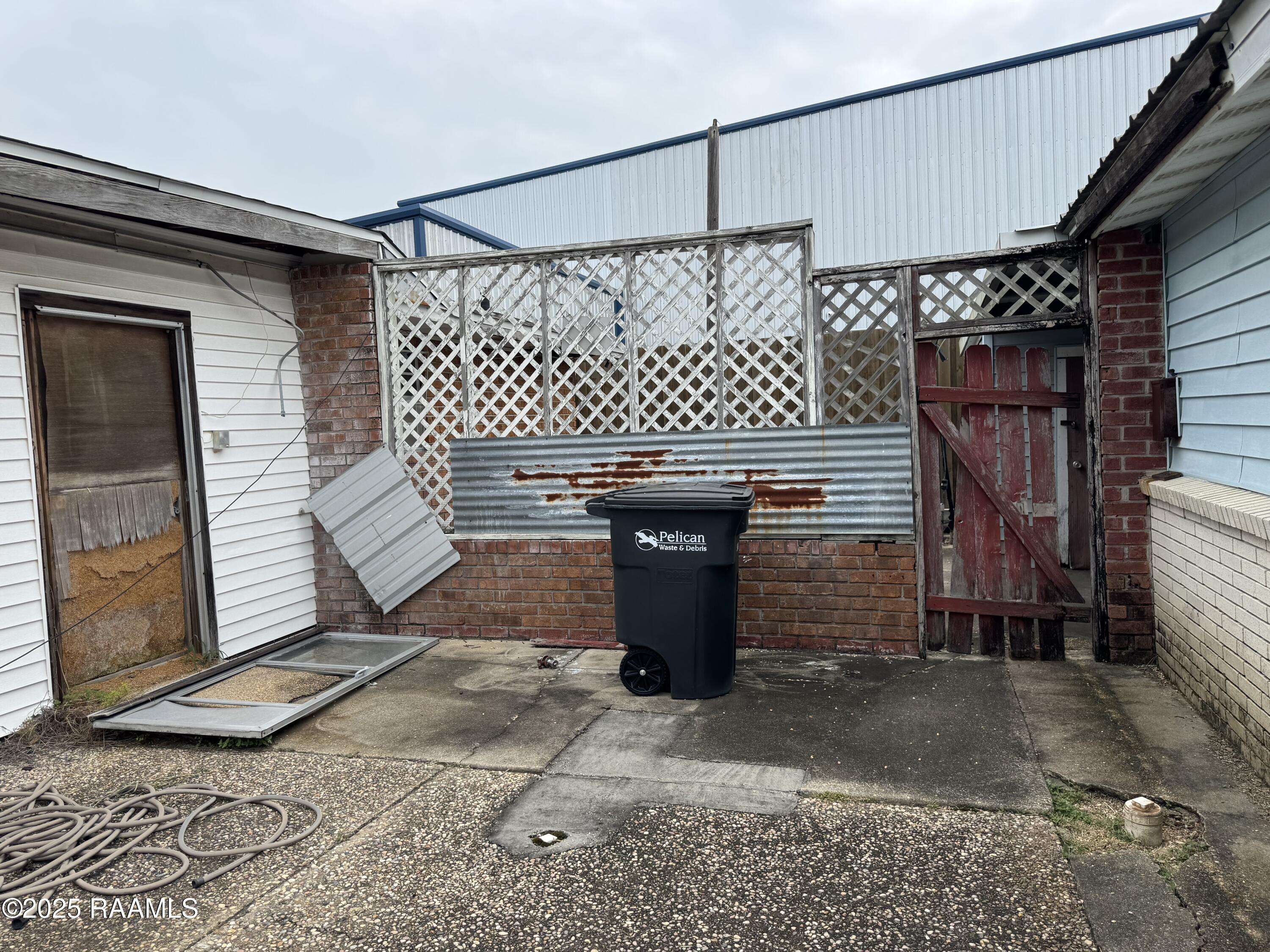 New Iberia, LA 70560,301 Hilliard ST