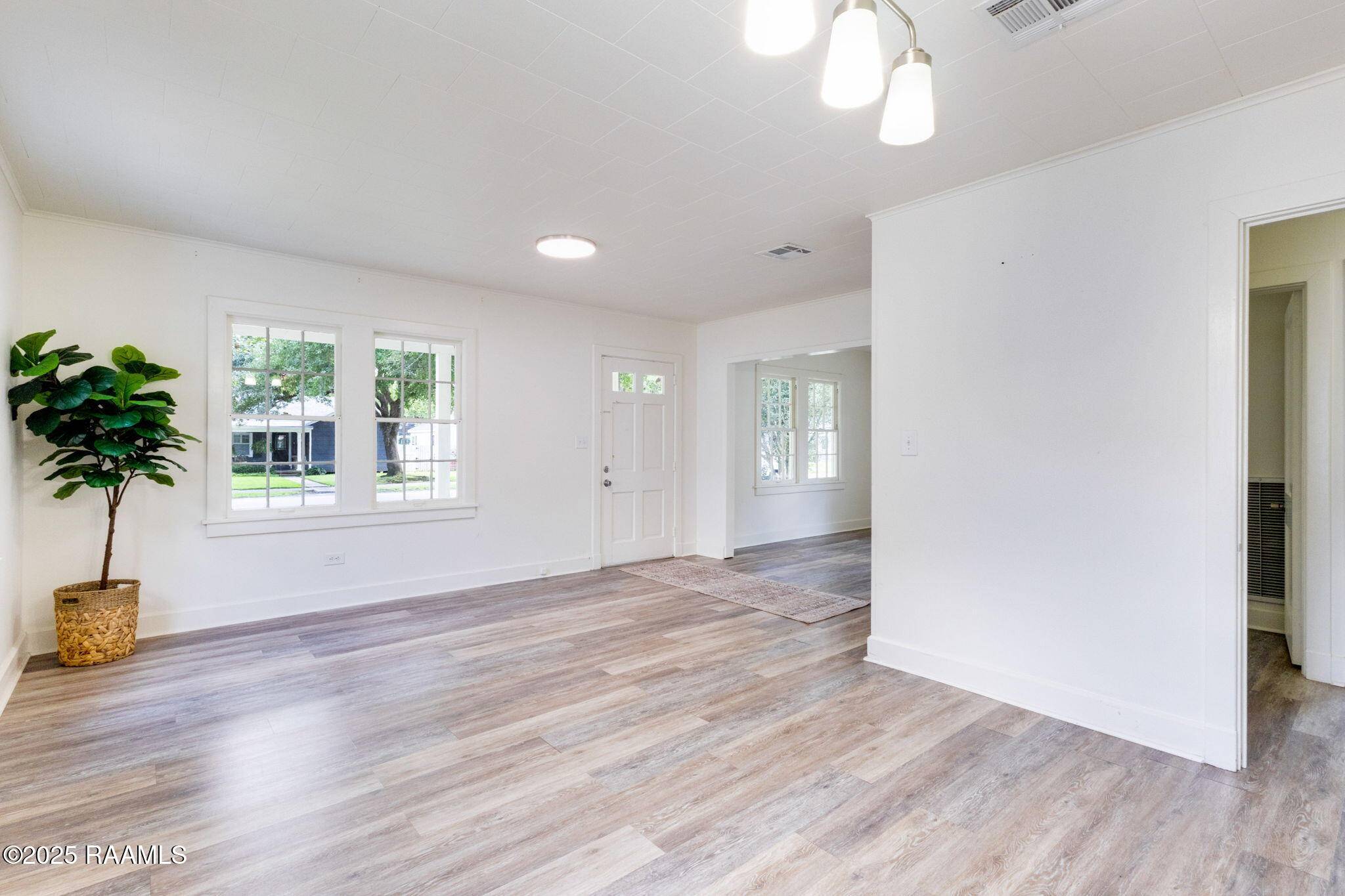 New Iberia, LA 70563,333 Indest ST