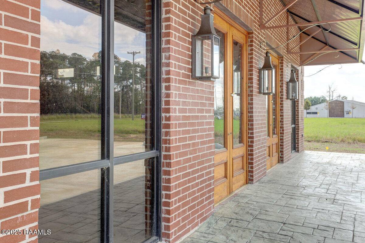 Lafayette, LA 70508,2005 Verot School RD #103