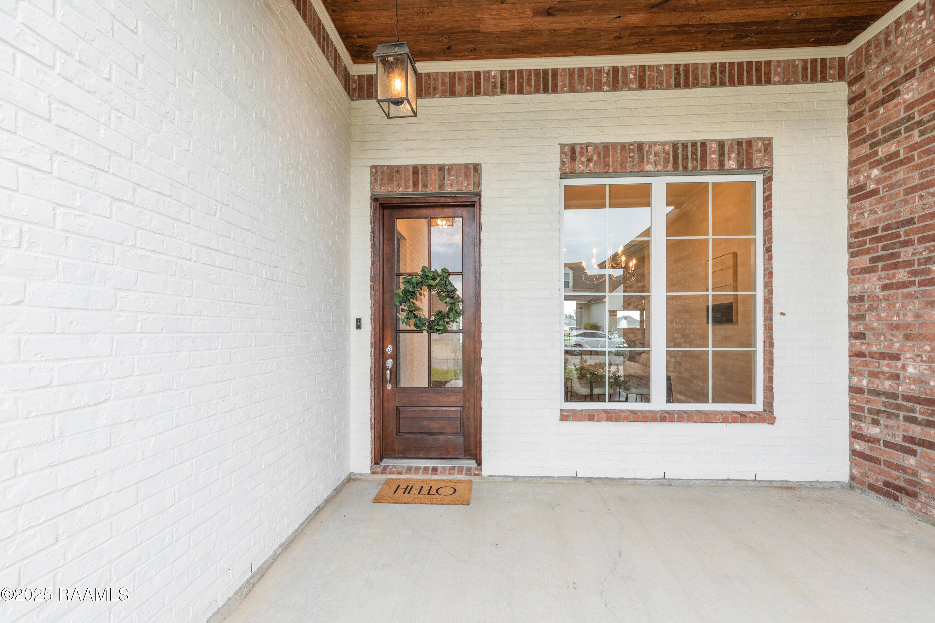 Broussard, LA 70518,605 Easy Rock Landing DR