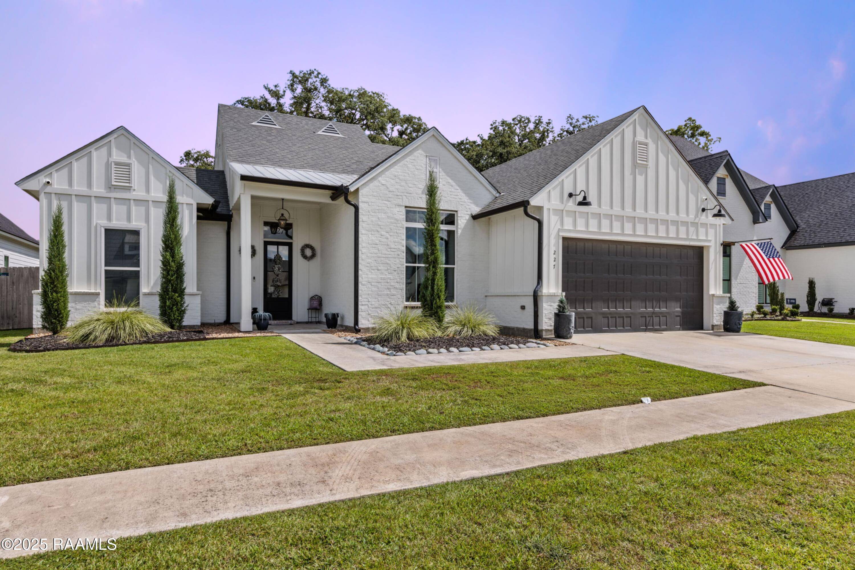 Broussard, LA 70518,227 Canary Palm WAY