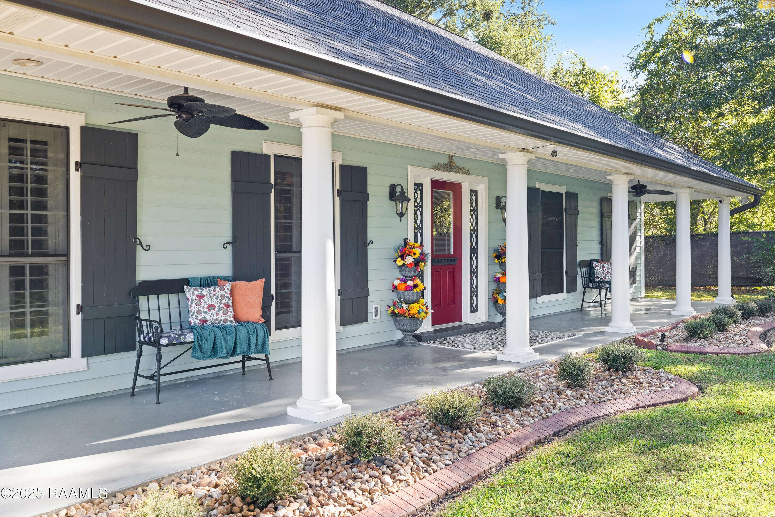 New Iberia, LA 70563,110 Sandalwood DR