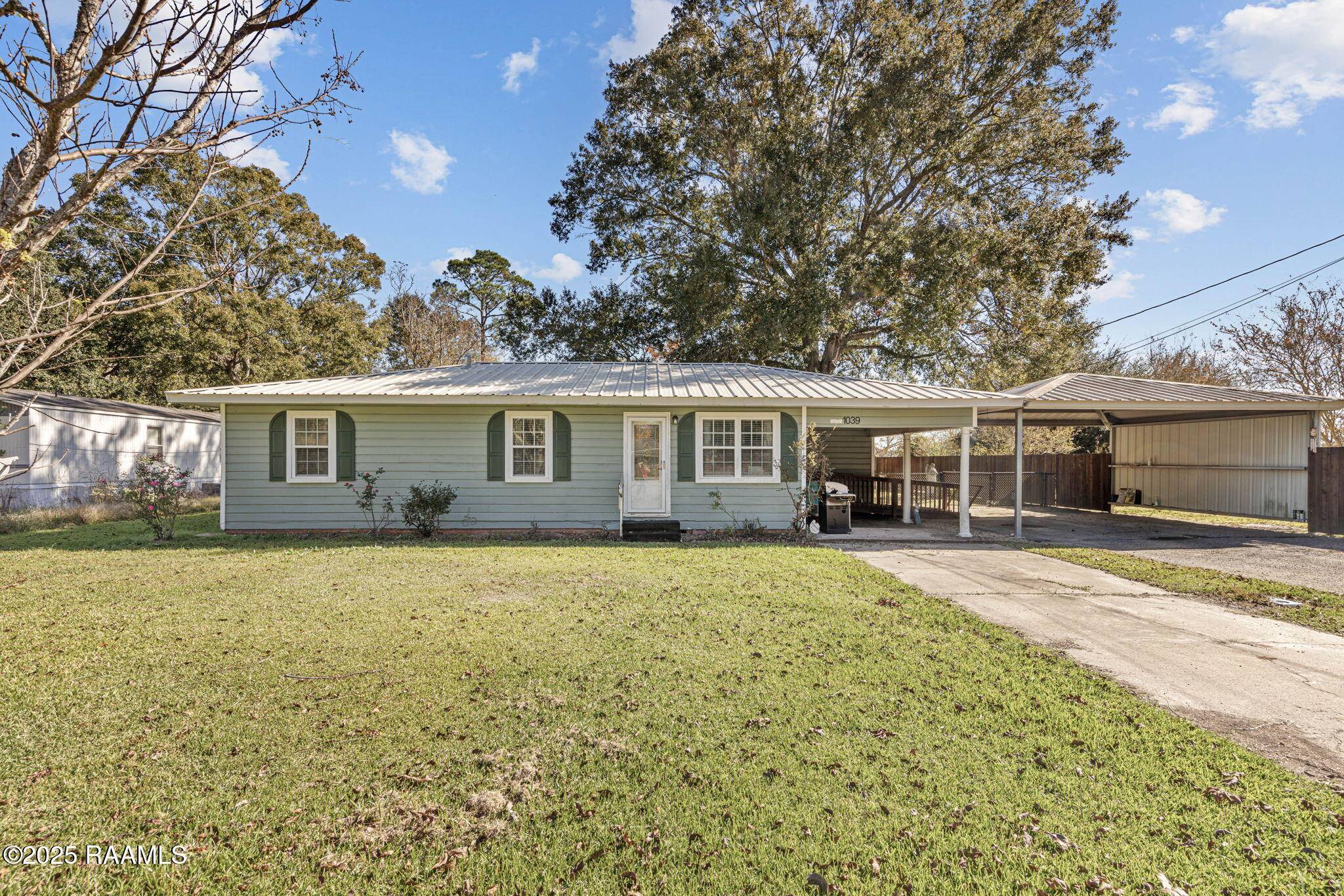 Ville Platte, LA 70586,1039 Craig ST