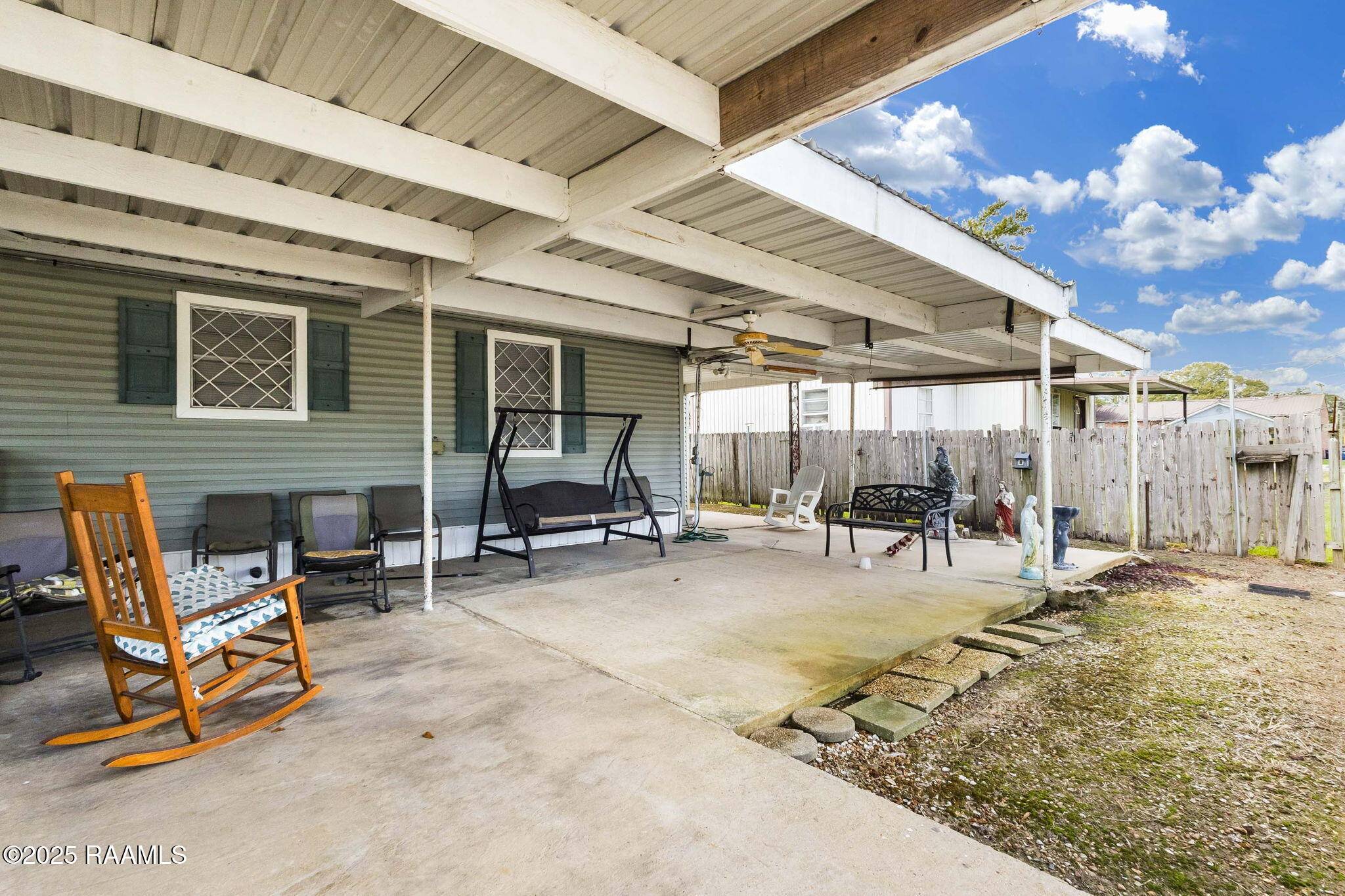 Rayne, LA 70578,708 E Jeff Davis AVE