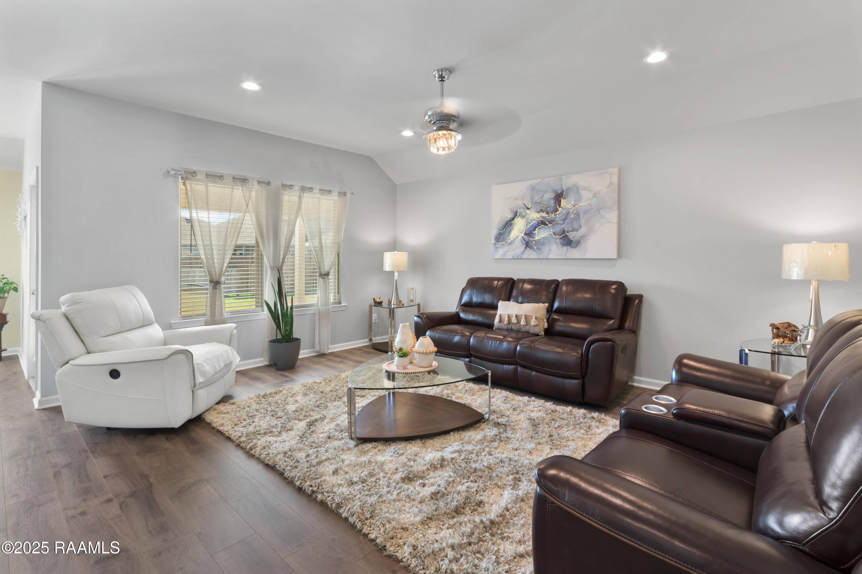 Lafayette, LA 70501,204 White Pine DR