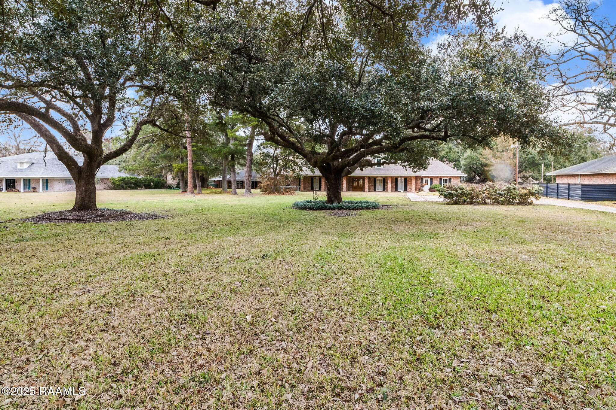 New Iberia, LA 70563,611 Loreauville RD