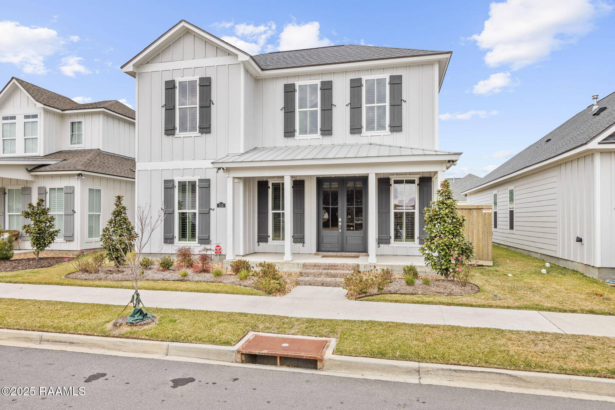 Scott, LA 70583,113 Oak Village DR