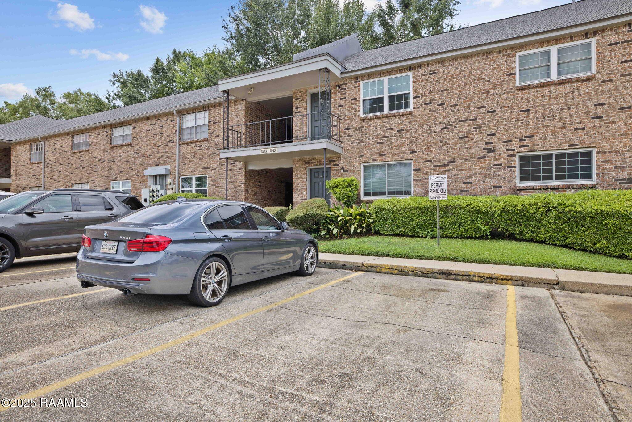 Lafayette, LA 70503,3121 Johnston ST #203