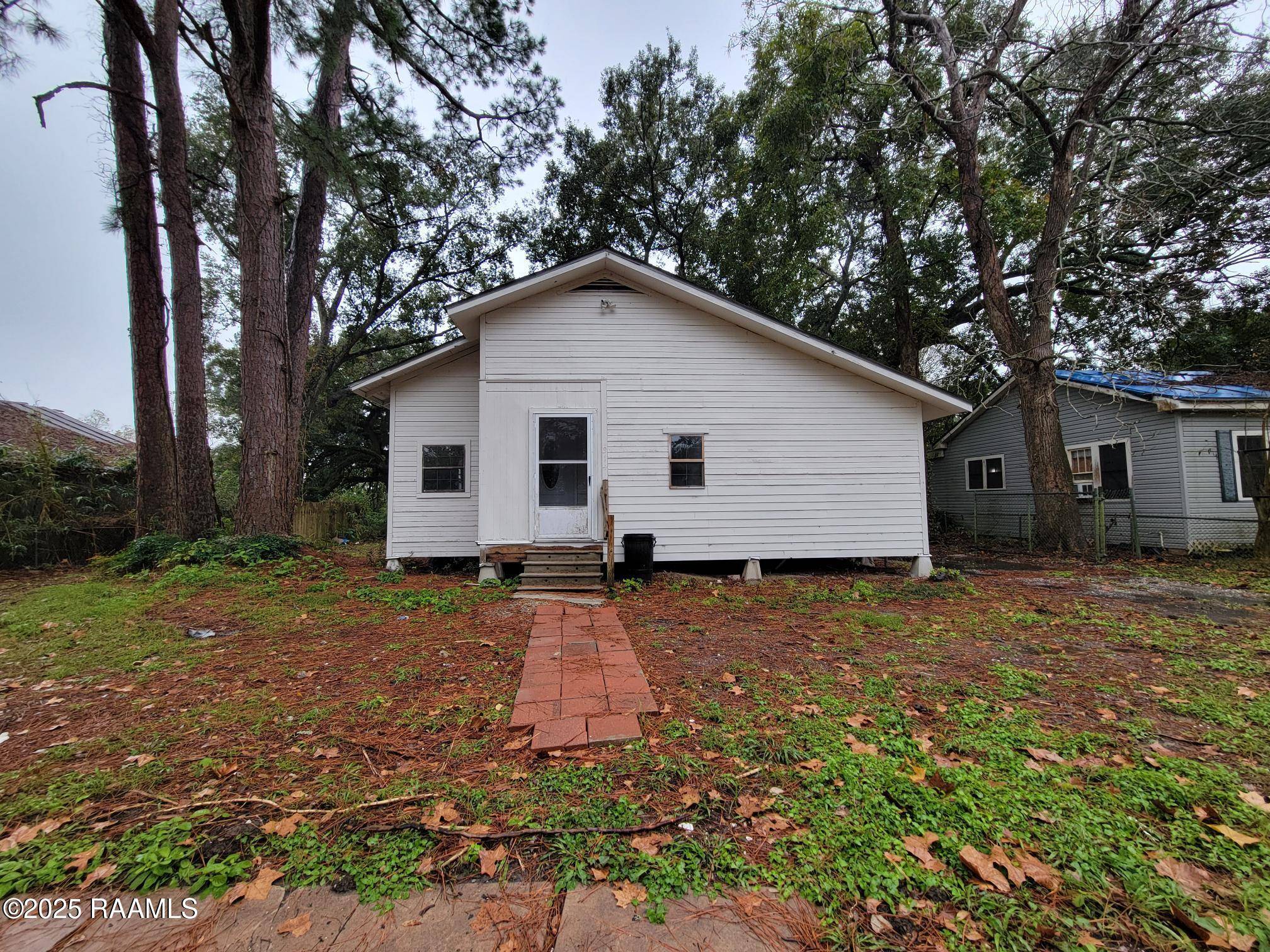 New Iberia, LA 70563,314 Camelia ST