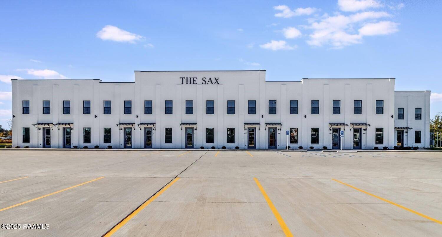 Broussard, LA 70518,711 E Main ST #200