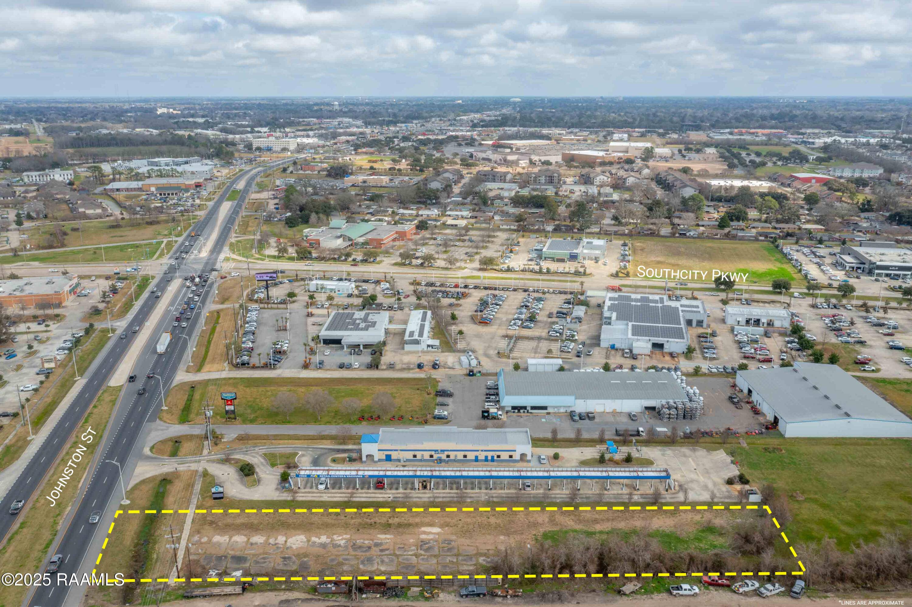 Lafayette, LA 70503,6153 Johnston ST