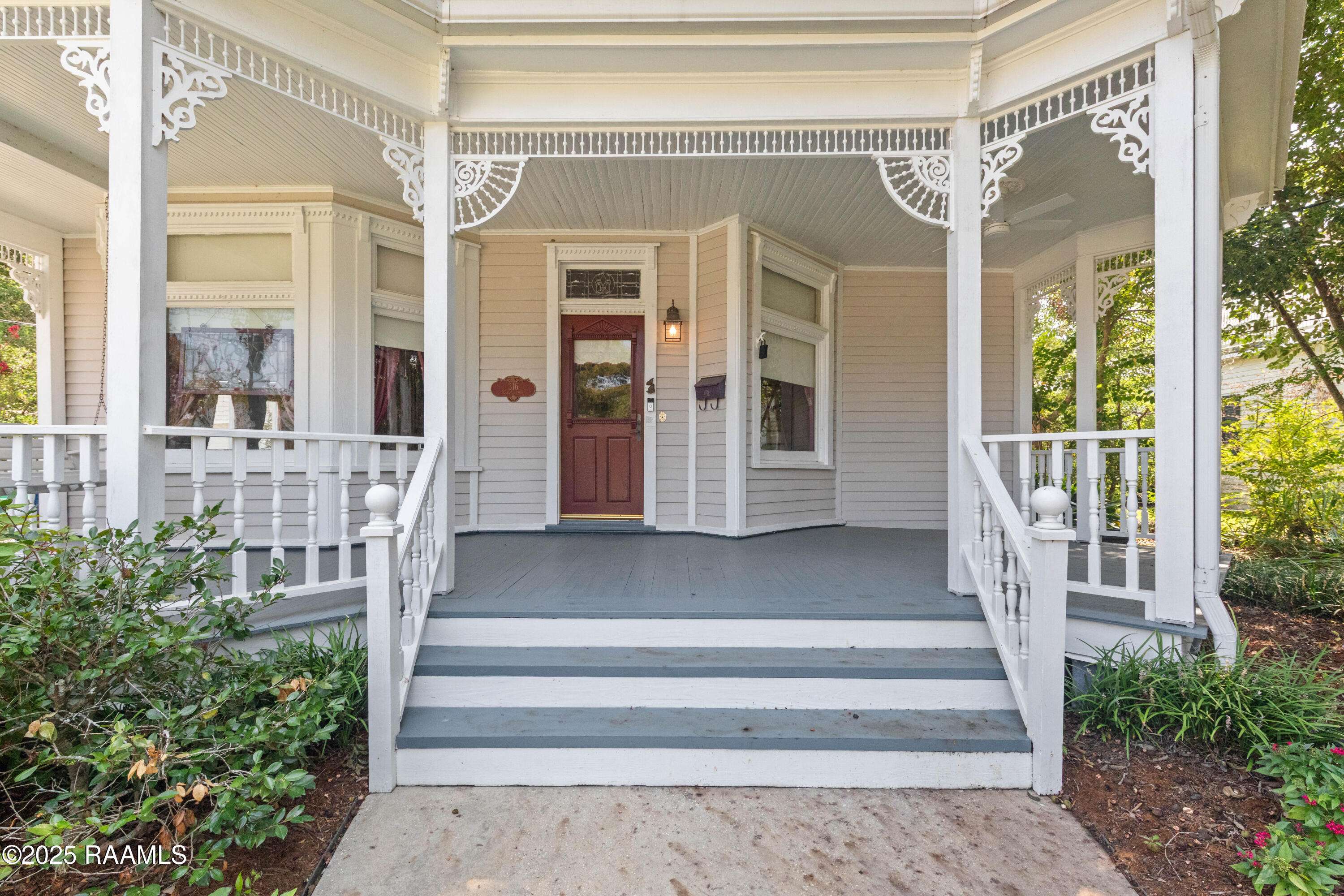 Crowley, LA 70526,316 N Avenue L