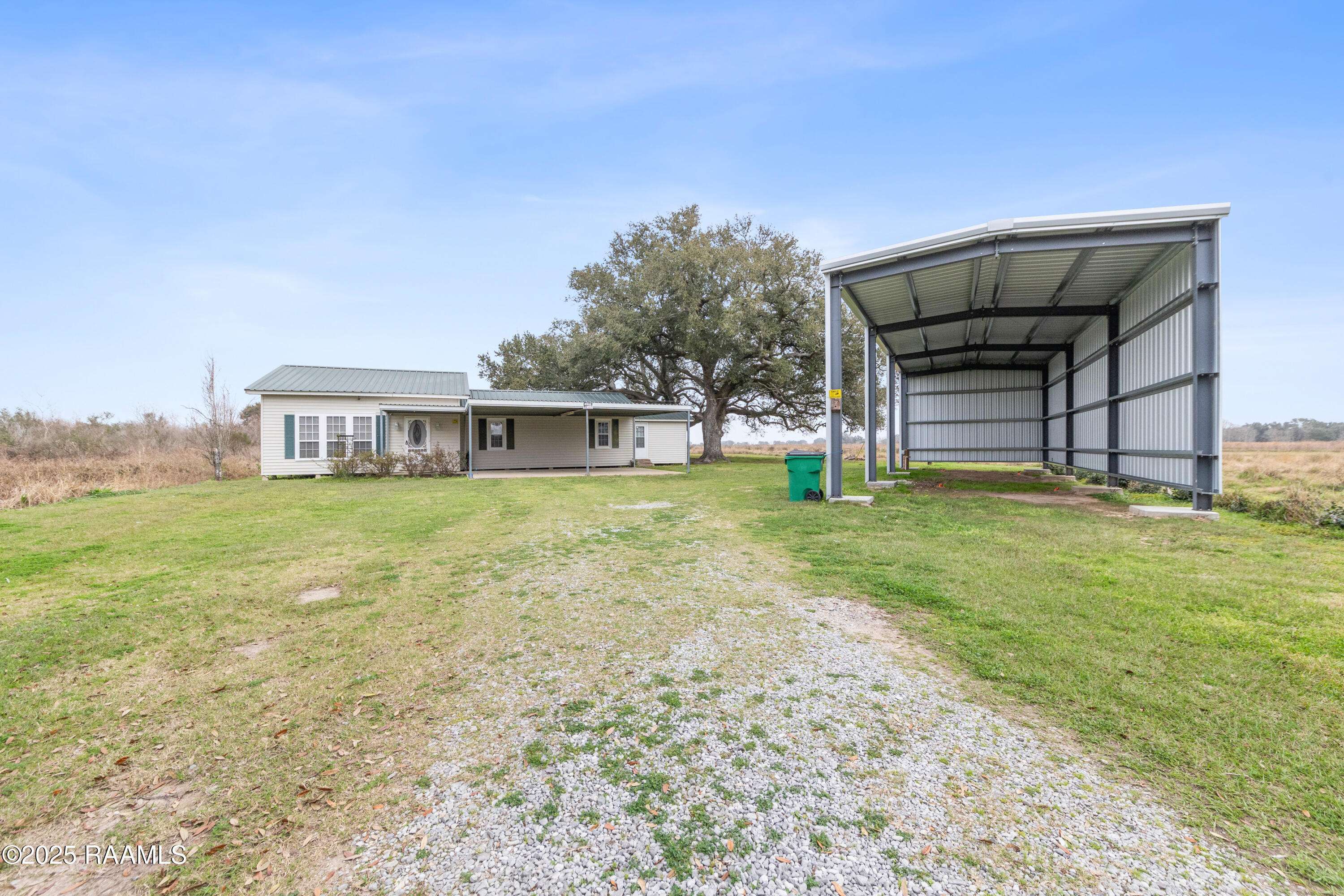 Crowley, LA 70526,4229 Simon RD