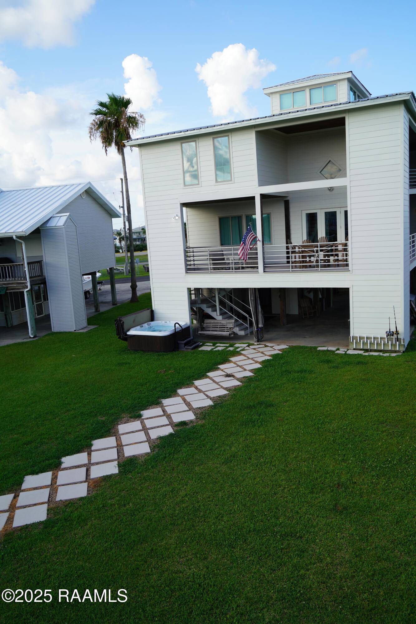 Grand Isle, LA 70358,387 Admiral Craik DR