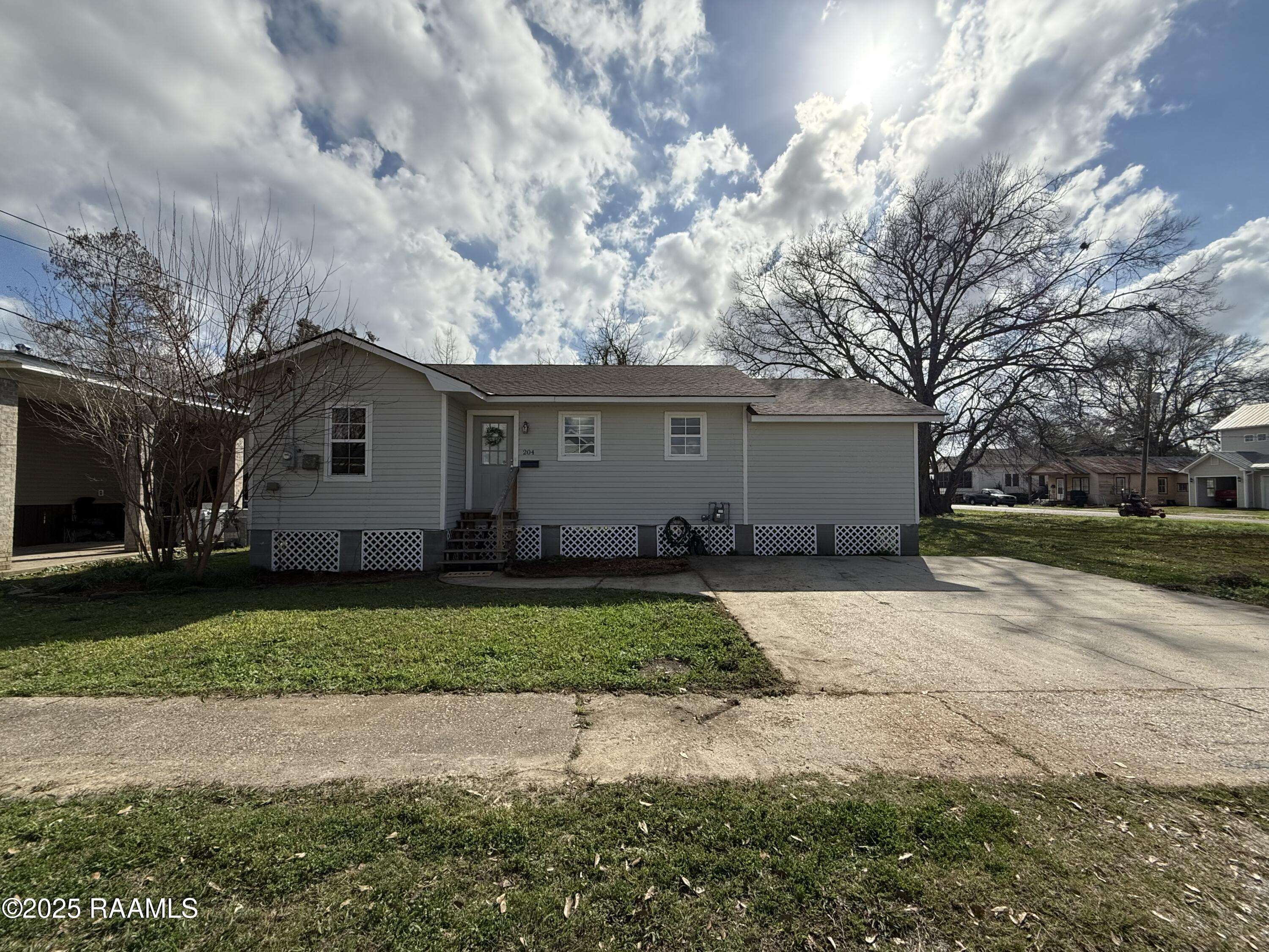 Erath, LA 70533,204 E Bourque ST