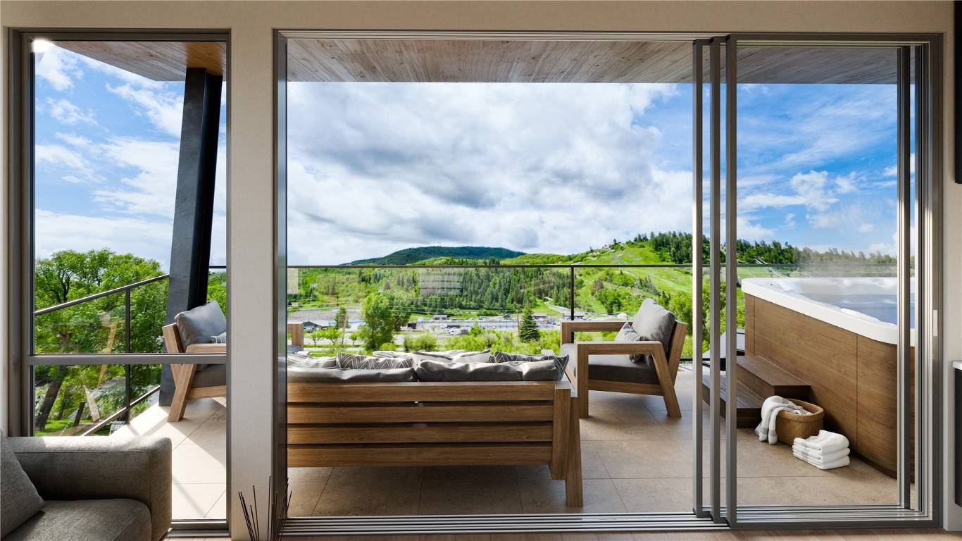 Steamboat  Springs, CO 80487,608 Yampa #301