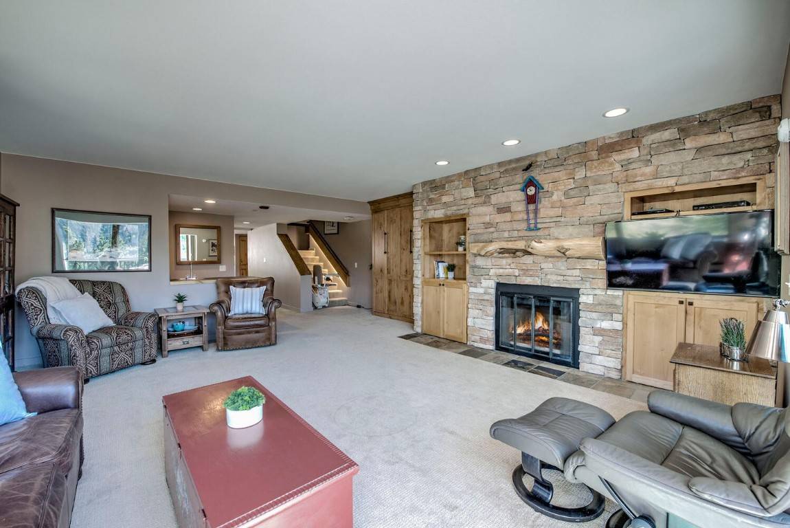 Keystone, CO 80435,22097 Saints John RD #2527