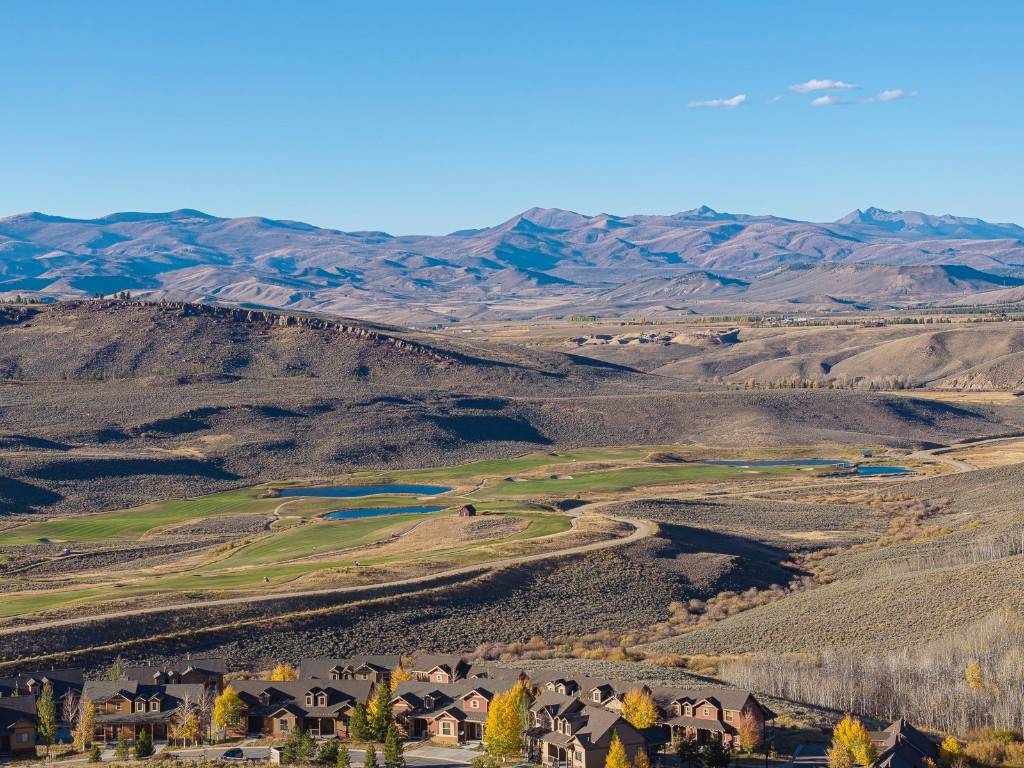 Granby, CO 80446,111 Deer Track CT