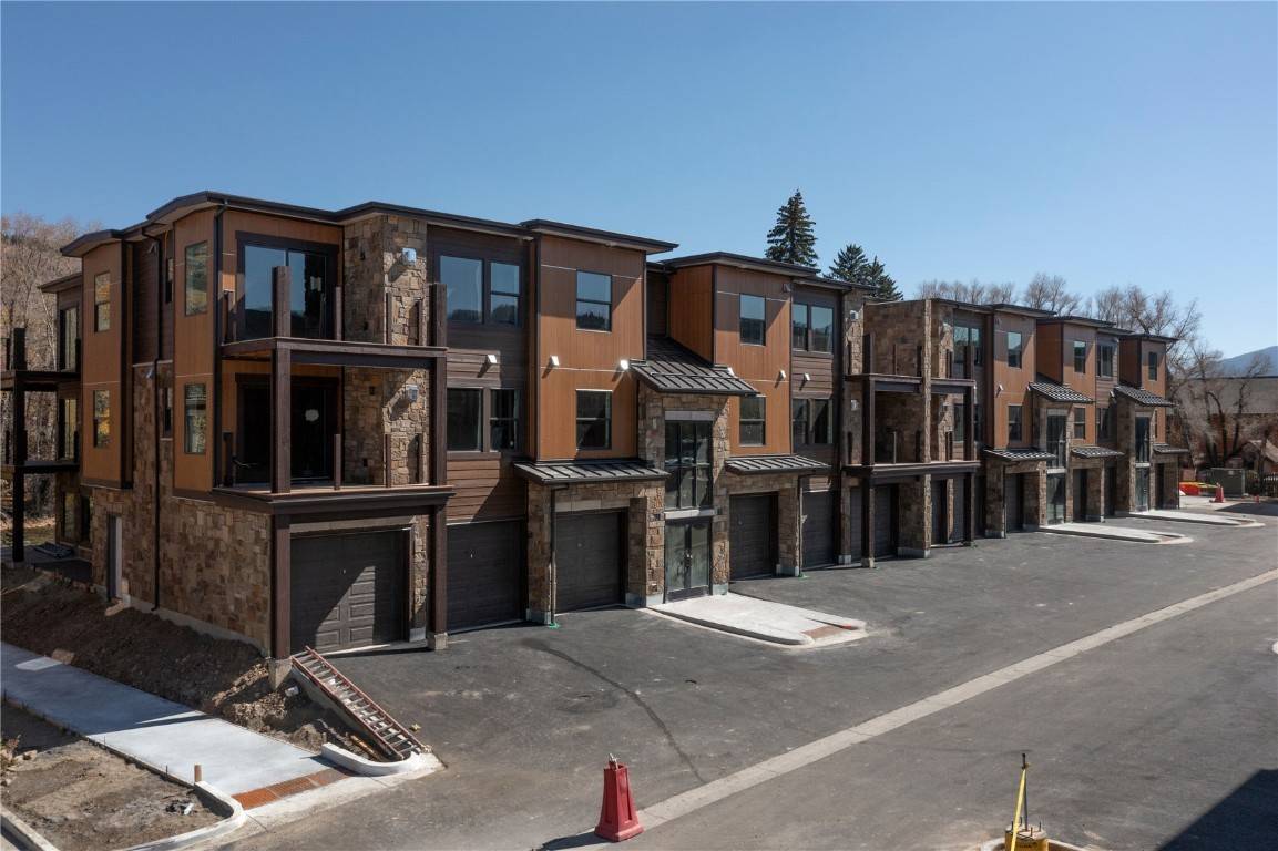 Silverthorne, CO 80498,1044 Blue River Pkwy #C-209