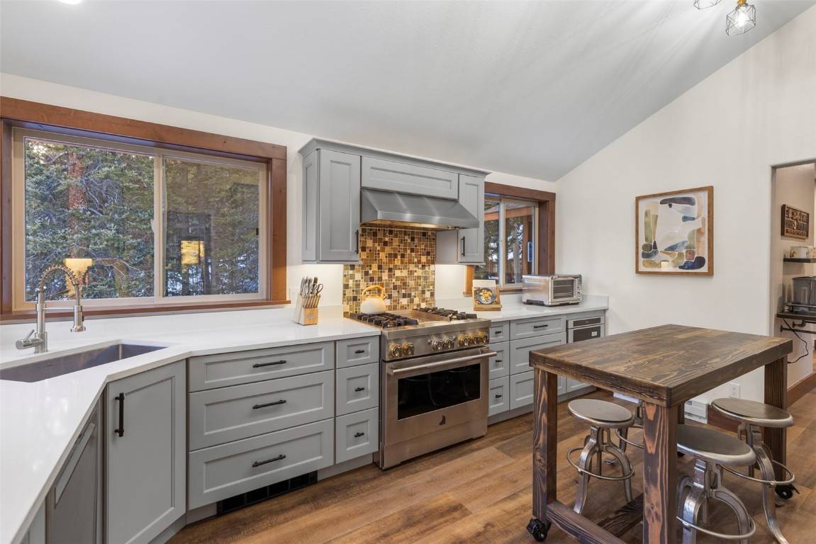 Alma, CO 80420,208 Bauxite LN