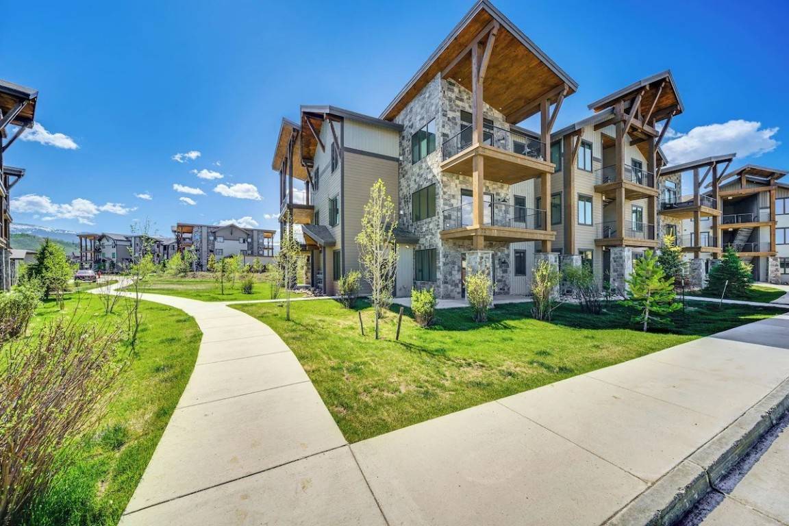 Fraser, CO 80442,72 Meadow Creek LN #104