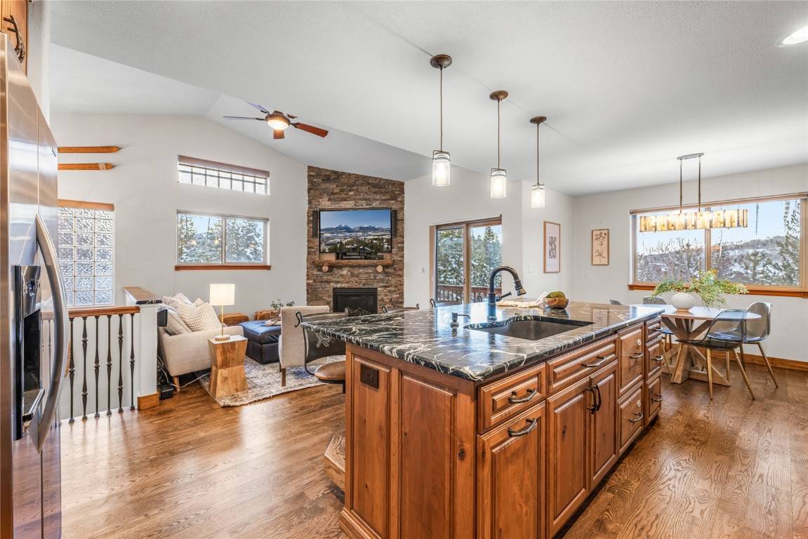 Dillon, CO 80435,83 Lookout Ridge DR #83