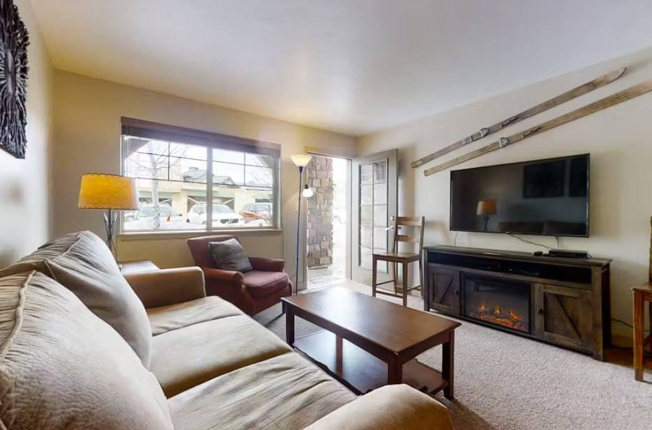 Steamboat  Springs, CO 80487,2545 Cattle Kate CIR #3107