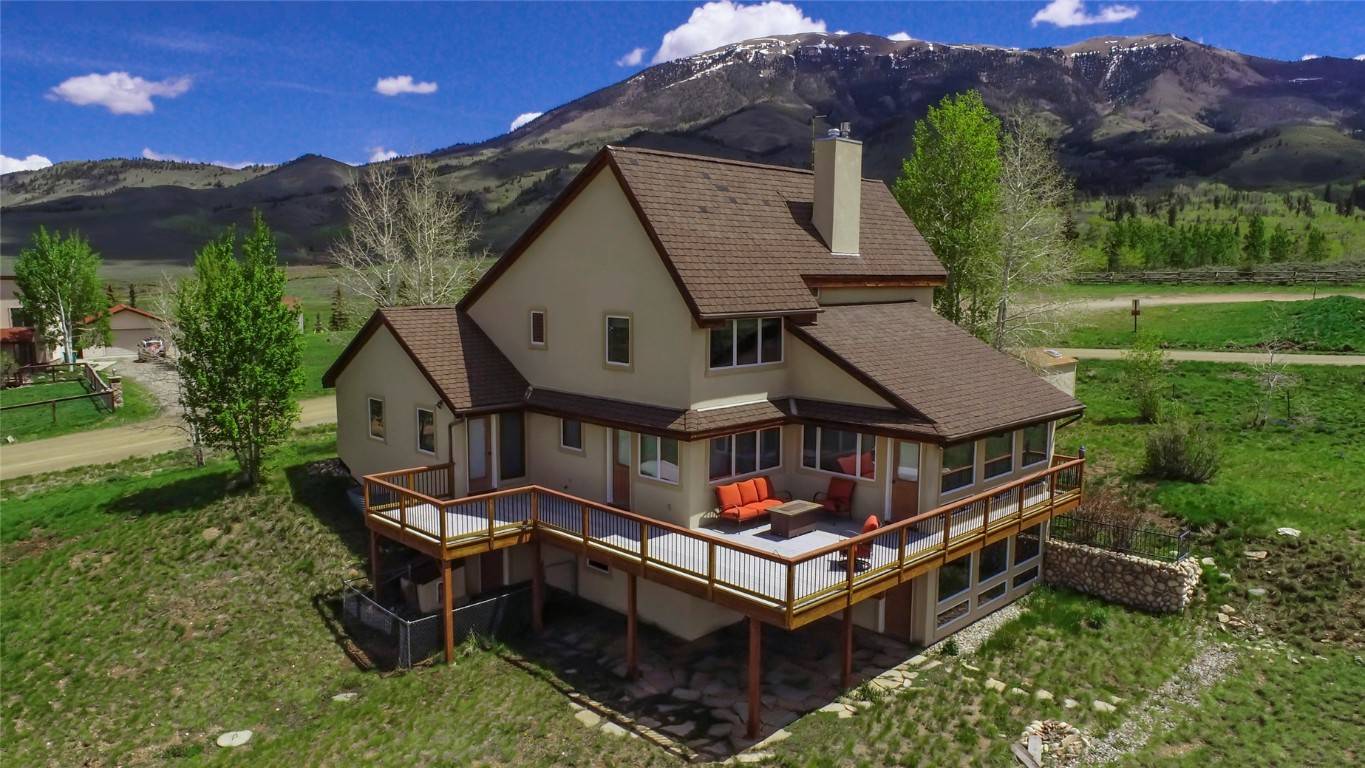 Silverthorne, CO 80498,446 Rodeo DR