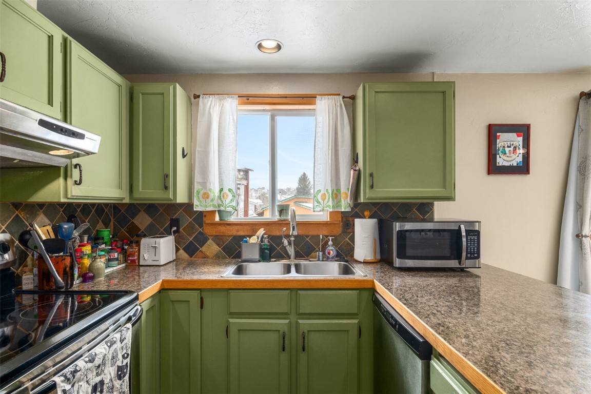 Steamboat  Springs, CO 80487,40519 Steamboat DR