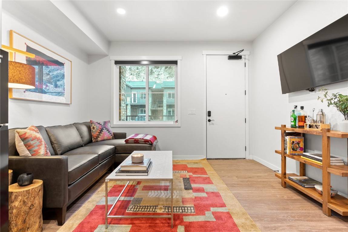 Georgetown, CO 80444,2152 Bighorn Rd #102