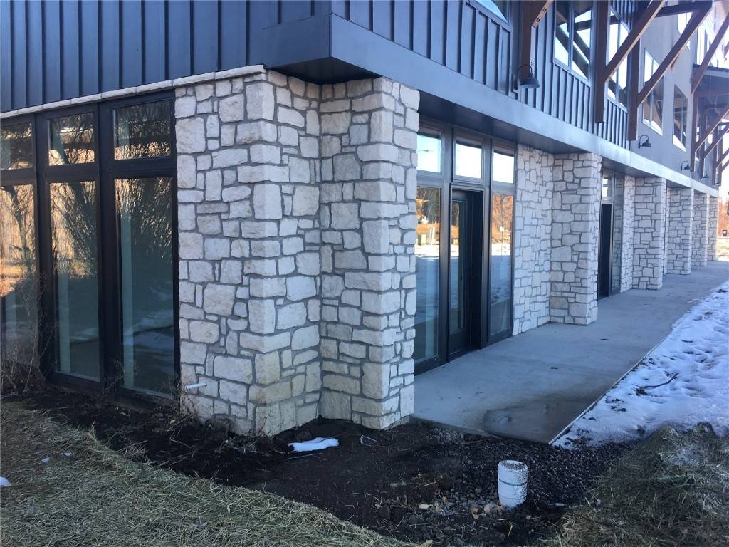 Steamboat  Springs, CO 80487,2507 Riverside DR #105
