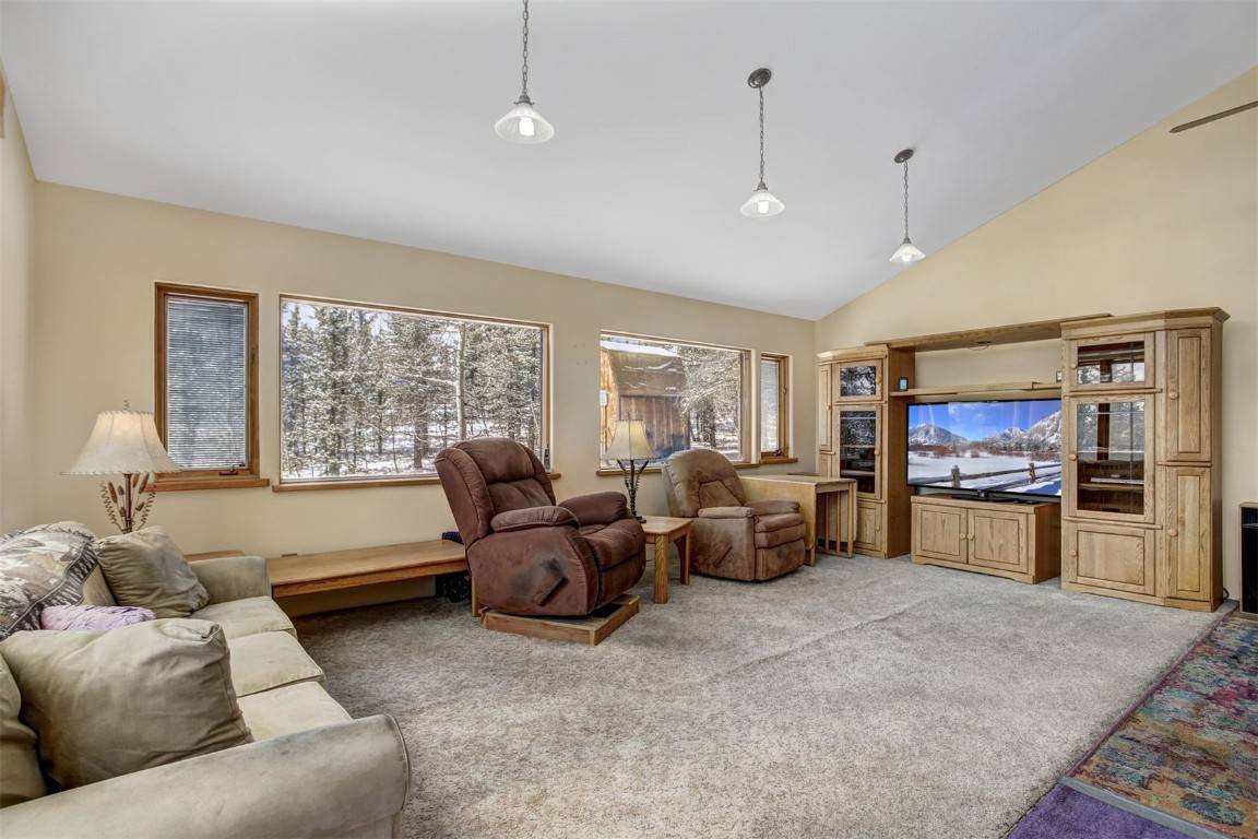 Jefferson, CO 80456,130 Persian WAY