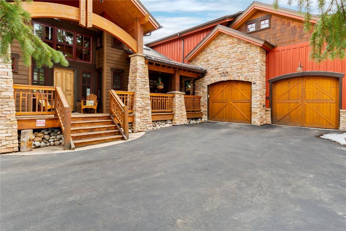 Silverthorne, CO 80498,490 TWO CABINS DR