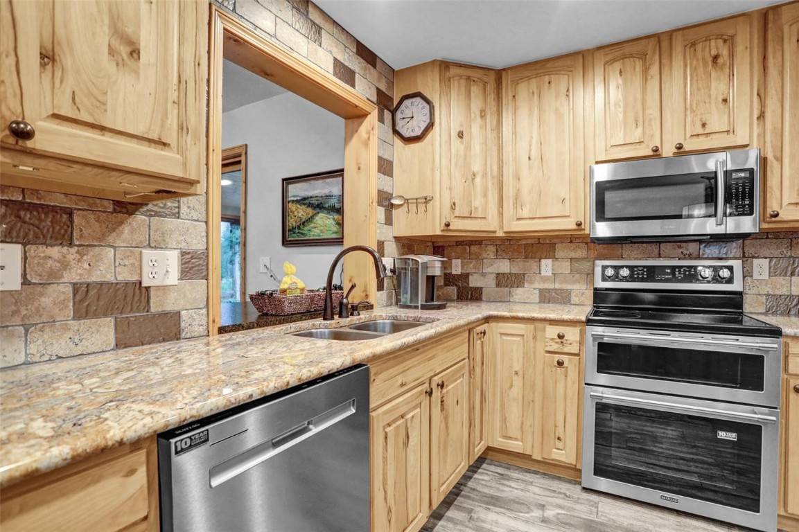 Grand  Lake, CO 80447,191 County Road 6471