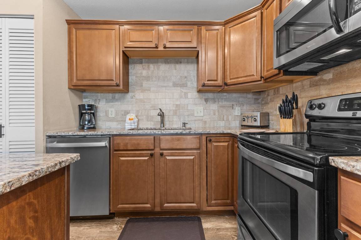 Steamboat  Springs, CO 80487,2626 Longthong RD #203