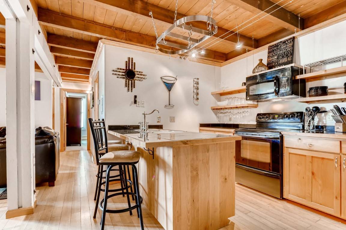 Silverthorne, CO 80498,2300 Lodge Pole CIR #103