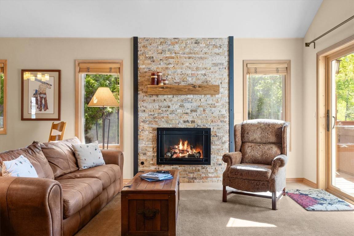 Steamboat  Springs, CO 80487,1506 Cascade DR #4