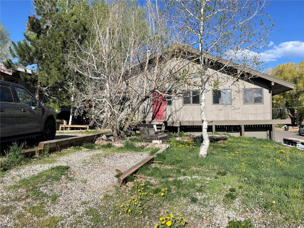 Steamboat  Springs, CO 80487,810 Broad ST