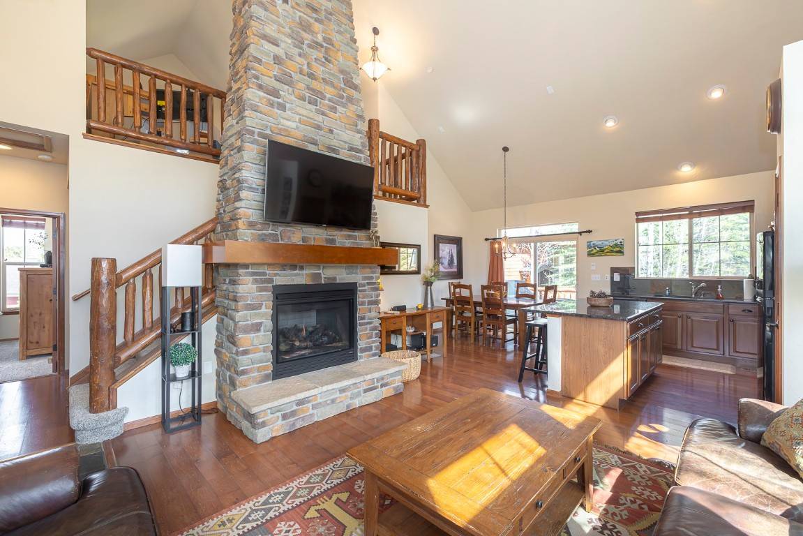 Granby, CO 80446,108 Deer Track CT