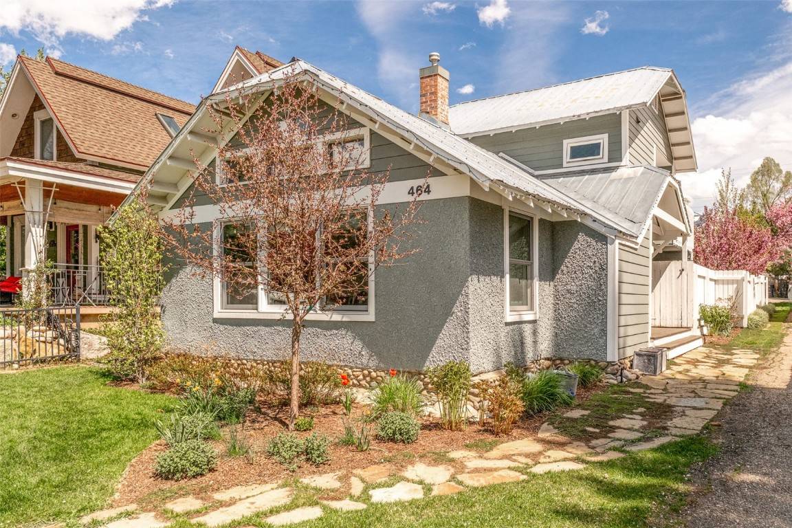 Steamboat  Springs, CO 80487,464 8th ST