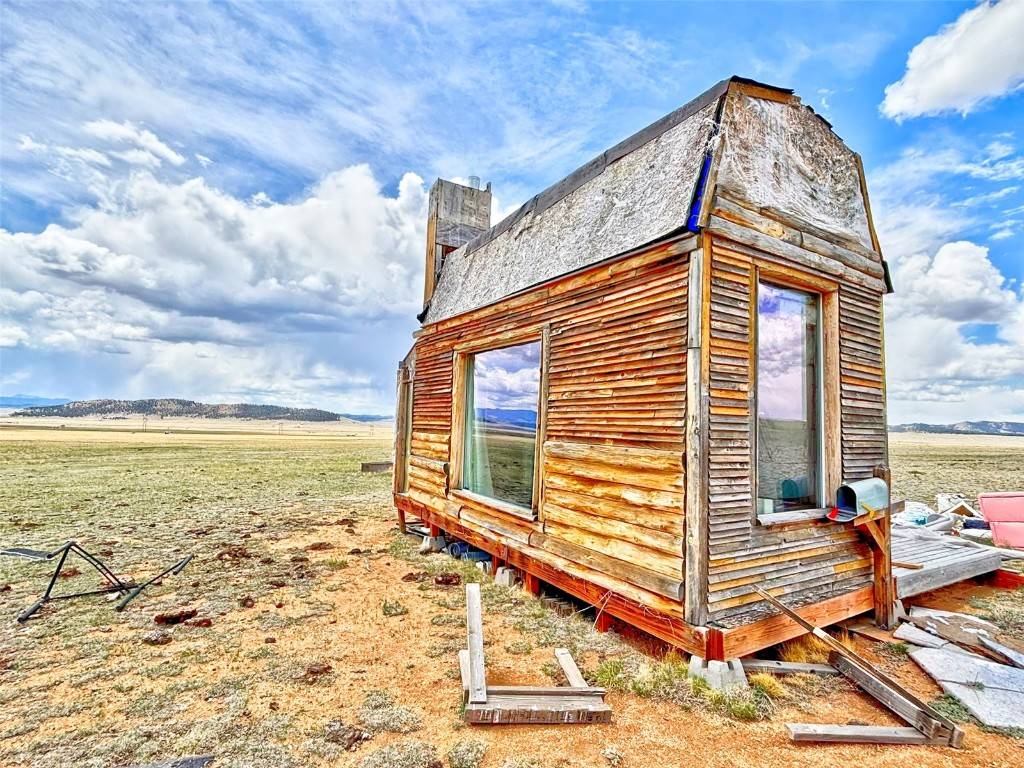 Hartsel, CO 80449,5930 Mesa RD