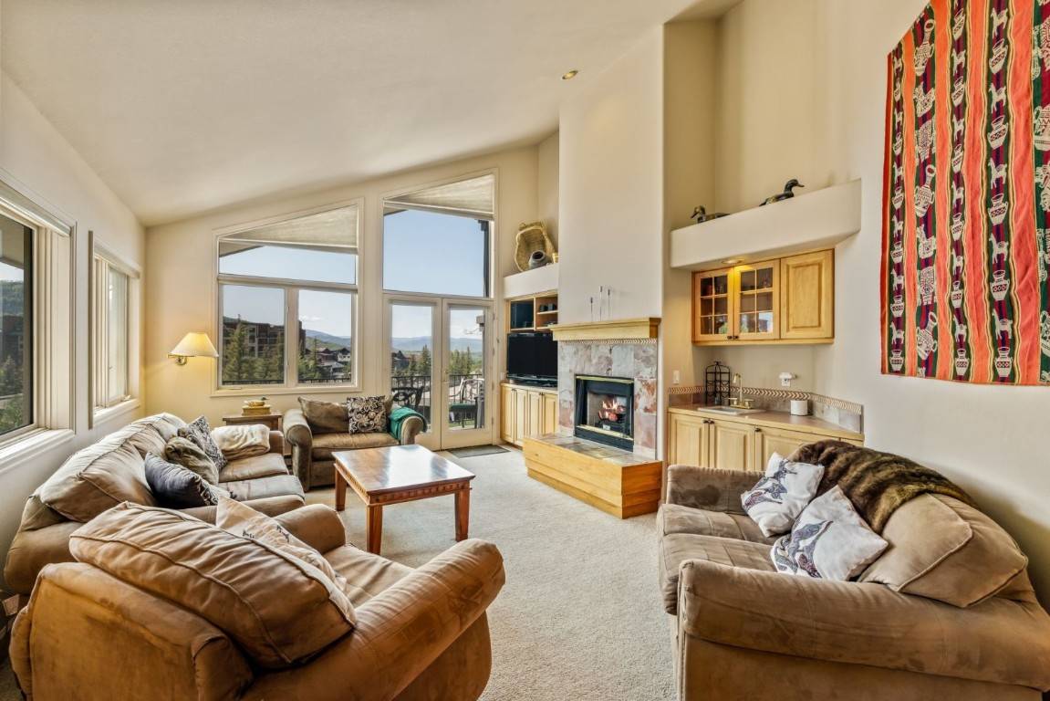 Steamboat  Springs, CO 80487,1724 Ski Time Square DR #R5