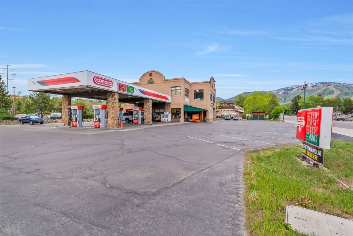 Steamboat  Springs, CO 80487,1450 S Lincoln #0
