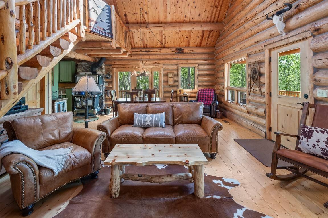 Jefferson, CO 80456,633 French Pass CIR