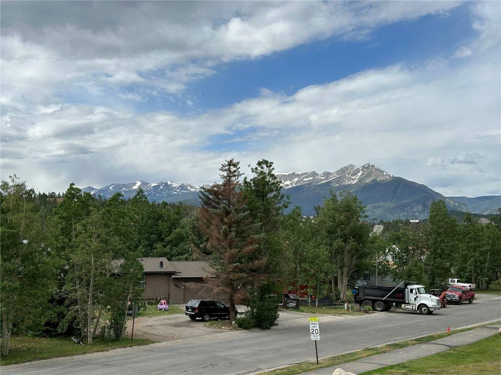 Dillon, CO 80435,0893 Straight Creek Drive #302