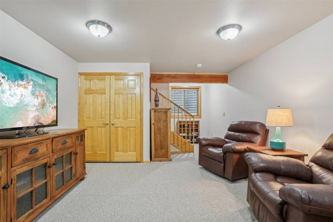 Frisco, CO 80443,32 Hawn DR