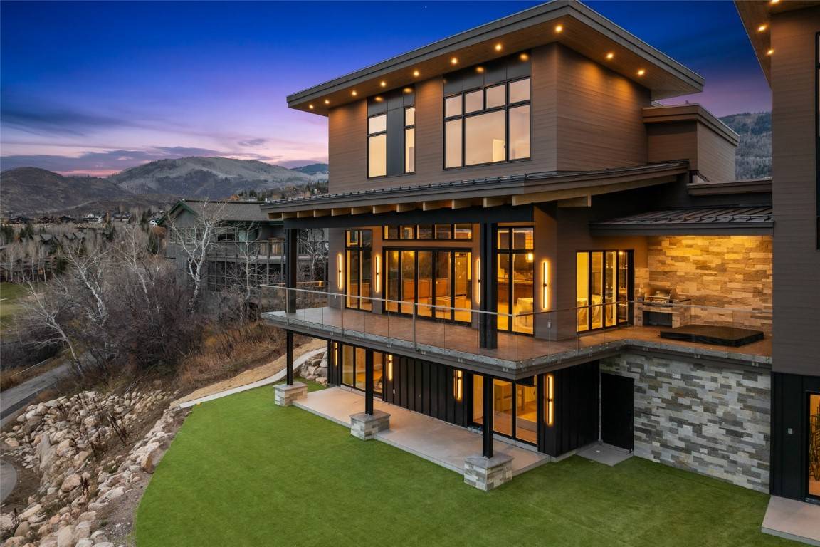 Steamboat Springs, CO 80487,1870 Christie DR #1